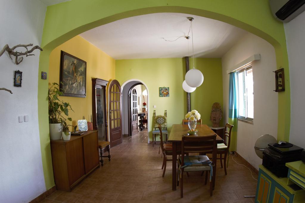 Casa Das Andorinhas Bed & Breakfast Palmela Exterior photo